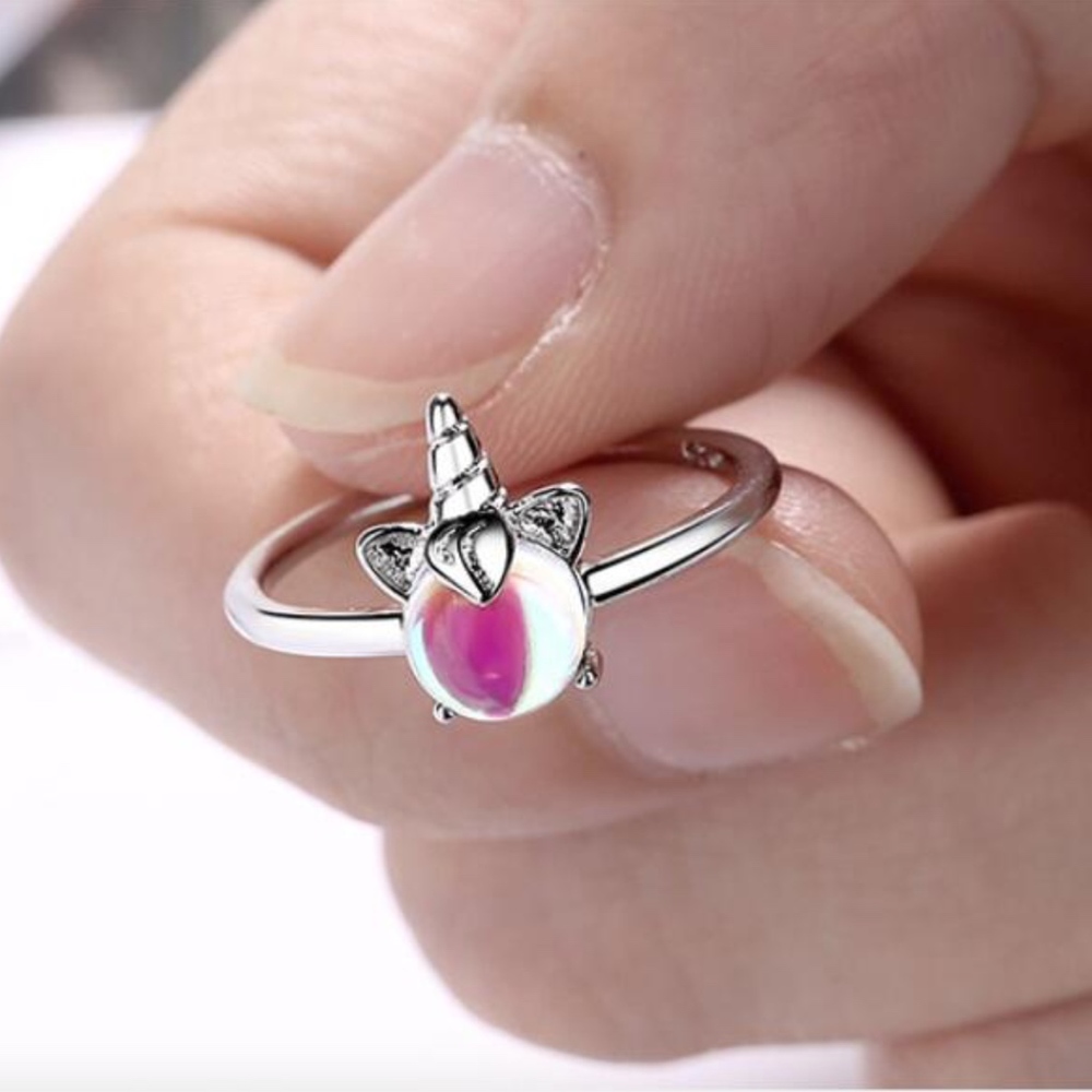 STERLING SILVER MOONSTONE ADJUSTABLE UNICORN RING - Picture 5 of 7